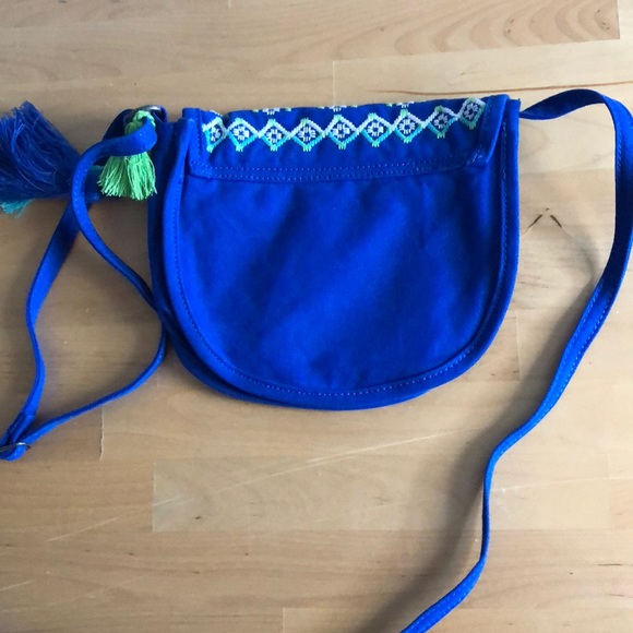 Hollister Crossbody Purse - Picture 4 of 4